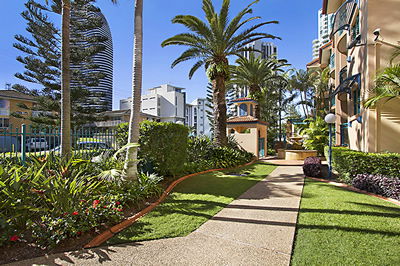 Aruba Surf Resort - Accommodation QLD 7