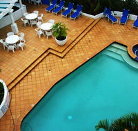 Santorini By The Sea - Accommodation QLD