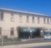 White Hart Hotel - Accommodation QLD