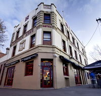 The Limerick Arms Hotel - Accommodation QLD