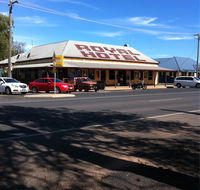 Royal Hotel Narromine - Accommodation QLD