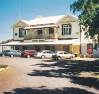 Arno Bay Hotel Motel - Accommodation QLD