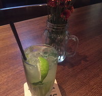 Robin Hood Hotel - Accommodation QLD