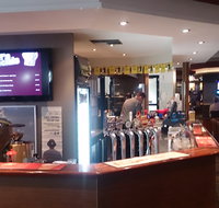 Willaston Hotel - Accommodation QLD