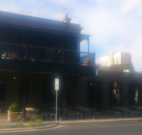 Hotel Wright St - Accommodation QLD