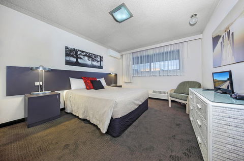 Belconnen Way Motel And Serviced Apartments - Accommodation QLD 3
