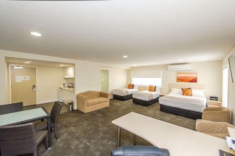 Belconnen Way Motel And Serviced Apartments - Accommodation QLD 9