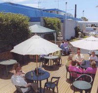 Top Of The Town Hotel - Accommodation QLD
