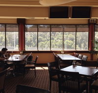 Freeway Hotel - Accommodation QLD