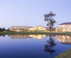 The Crowne Plaza Hotel - Accommodation QLD 0