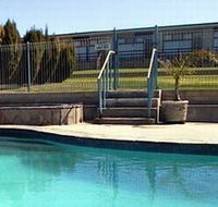 Oyster Court Motel And Holiday Units - Accommodation QLD