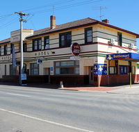 Bullocks Head Tavern - Accommodation QLD