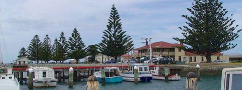 Port Albert Hotel - Accommodation QLD 0