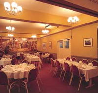 Governor Macquarie Motor Inn - Accommodation QLD