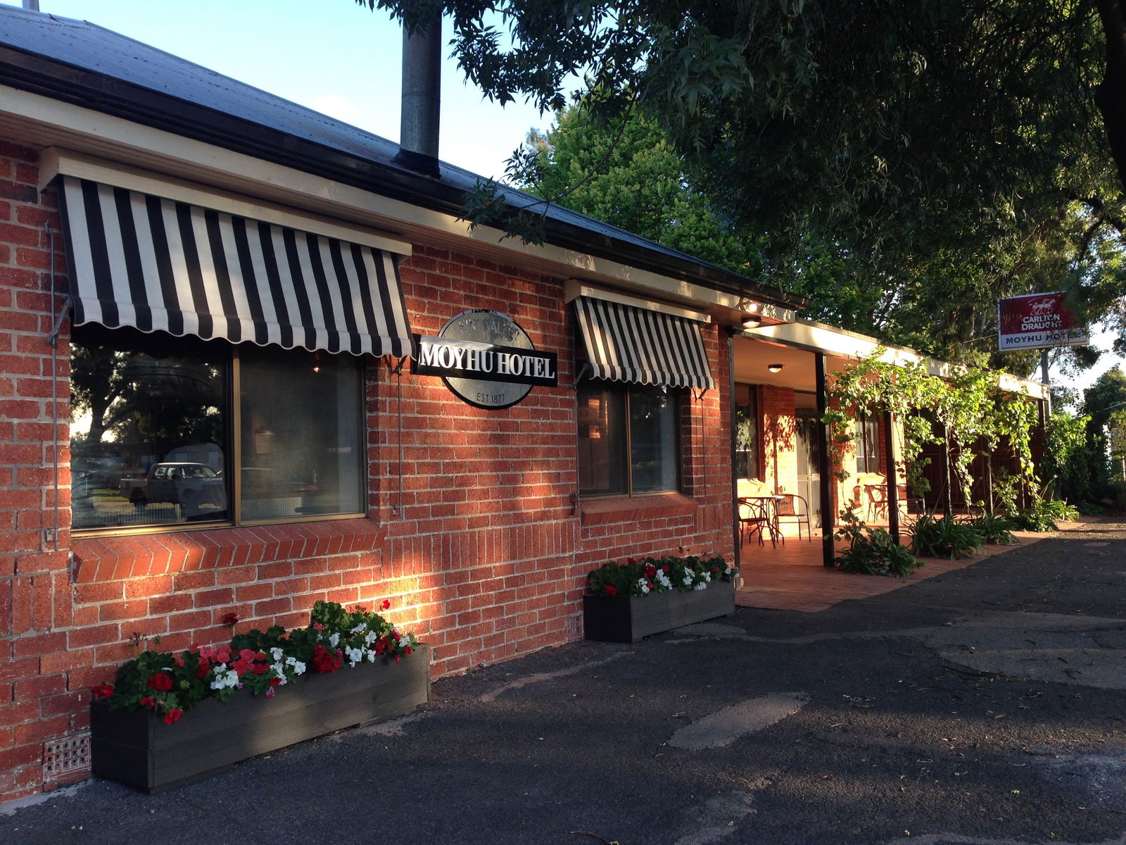 Moyhu ACT Accommodation QLD