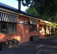 Moyhu Hotel - Accommodation QLD