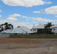 Wyalkatchem Hotel - Accommodation QLD