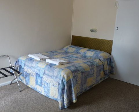 Blackboy Tree Motel - Accommodation QLD 2