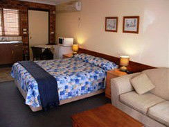 Hills Of Gold Motel - Accommodation QLD 1