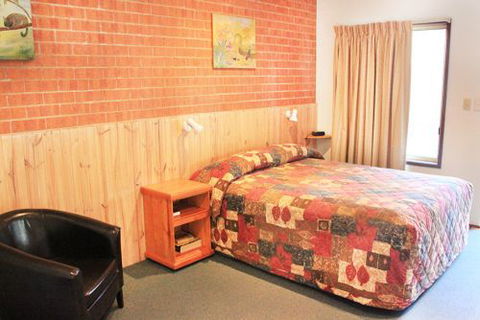 Catalina Motel Lake Macquarie - Accommodation QLD 1