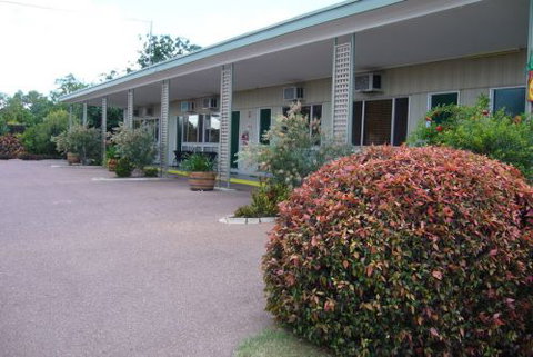 Barcaldine Motel & Villas - Accommodation QLD 3