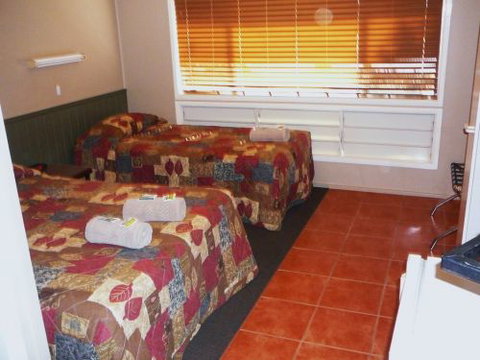 Barcaldine Motel & Villas - Accommodation QLD 4
