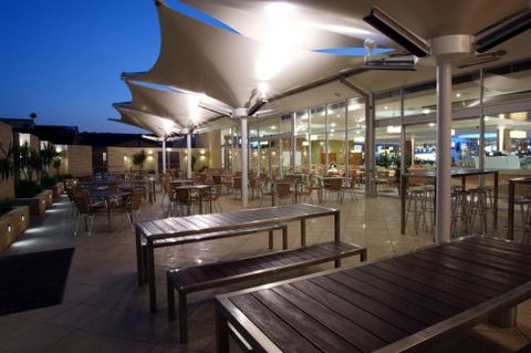 Gosford Rsl Club & Galaxy Motel - West Gosford - Accommodation QLD 0