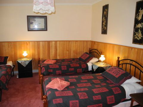 Happydays Accommodation Motor Inn - Accommodation QLD 2