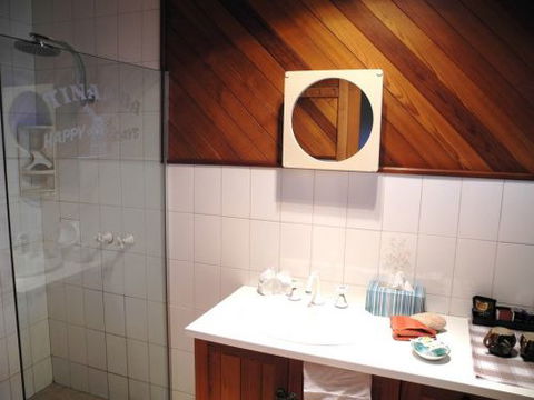 Happydays Accommodation Motor Inn - Accommodation QLD 4