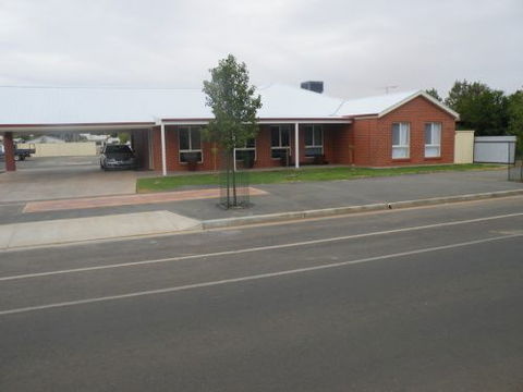 Hillston Motor Inn On High - Accommodation QLD 4