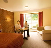 AAt 28 GOLDSMITHGolden Chain Motel - Accommodation QLD