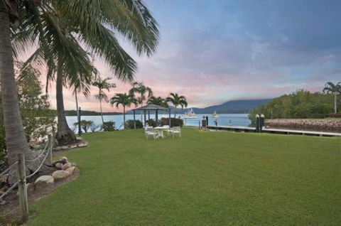 Hinchinbrook Marine Cove Motel - Accommodation QLD 6