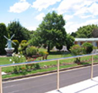 Golden Chain Beachway Motel and Restaurant - Accommodation QLD