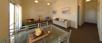 Angler's Arms And Fisherman's Cottage - Accommodation QLD 1