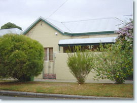 Arden House - Accommodation QLD 0
