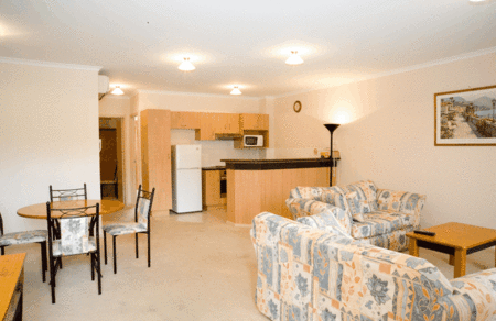 The Grand Apartments - Accommodation QLD 2