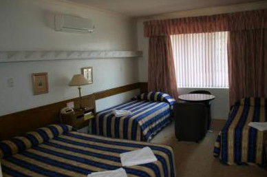 Panorama Motor Inn - Accommodation QLD 2