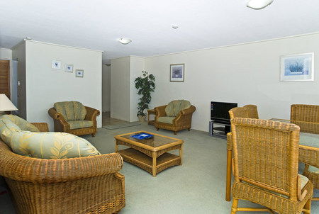 Centrepoint Resort Apartments - Accommodation QLD 5