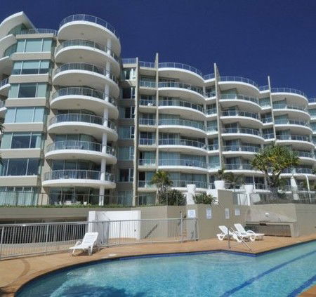 Palm Springs Residences - Accommodation QLD 2