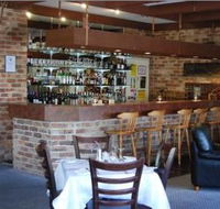 Deer Park Motor Inn - Accommodation QLD