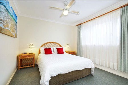 Beaches Serviced Apartments - Accommodation QLD 2