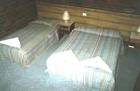 Tabourie Lake Motor Inn Resort - Accommodation QLD 2