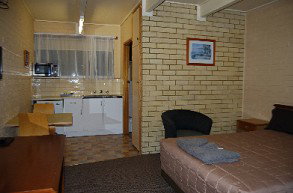 Coastal Comfort Motel - Accommodation QLD 0