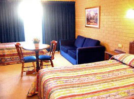 Junee Reefs NSW Accommodation QLD