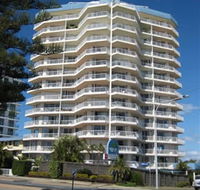 Meridian Tower - Accommodation QLD