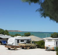 Blue Dolphin Caravan Park and Holiday Village - Accommodation QLD