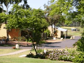 Helidon Natural Springs Spa Resort Motel - Accommodation QLD