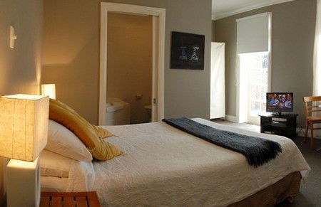 Athelstane House - Accommodation QLD 1