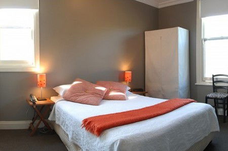 Athelstane House - Accommodation QLD 2