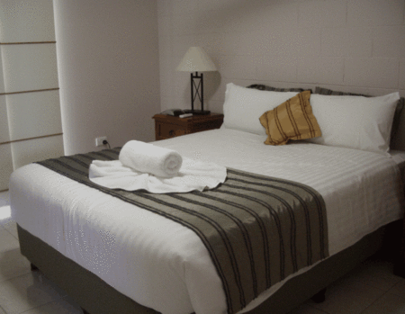 Apartments @ Toolooa Gardens Motel - Accommodation QLD 1